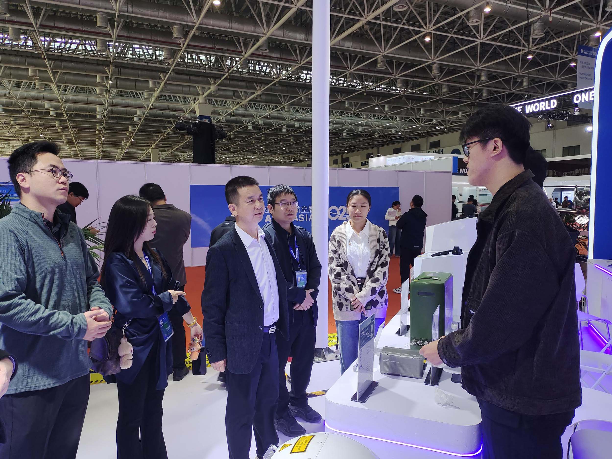 null 2 拷贝副本.jpg